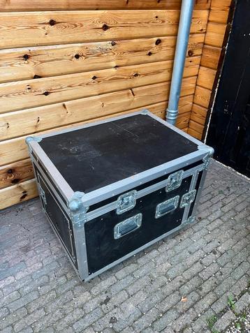 Flightcase beschikbaar voor biedingen