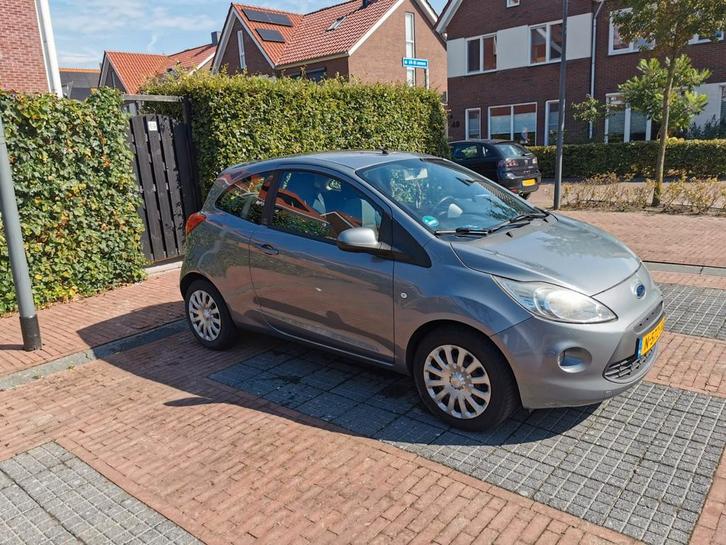 Ford Ka titanium 1.2 51KW 2009 Grijs, Auto's, Ford, Particulier, Ka, Airbags, Airconditioning, Centrale vergrendeling, Elektrische ramen