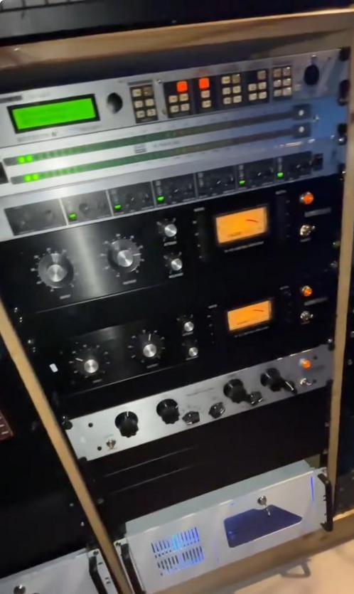 Tascam vp-1 vocal processor, Muziek en Instrumenten, Effecten, Zo goed als nieuw, Distortion, Overdrive of Fuzz, Volume, Equalizer