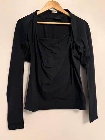 Zwarte AnK Top - Lange Mouw beschikbaar voor biedingen