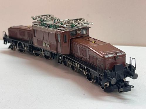 ** NIEUWSTAAT ** Märklin 3352 KROKODIL METAAL, Hobby en Vrije tijd, Modeltreinen | H0, Zo goed als nieuw, Locomotief, Wisselstroom