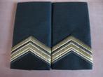 Set rangen Sergeant-1 voor blouse of trui bij DT2000, Embleem of Badge, Nederland, Landmacht, Verzenden