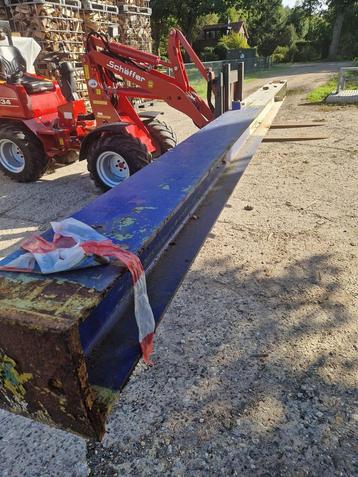 H profiel 300x300x6820 mm beschikbaar voor biedingen
