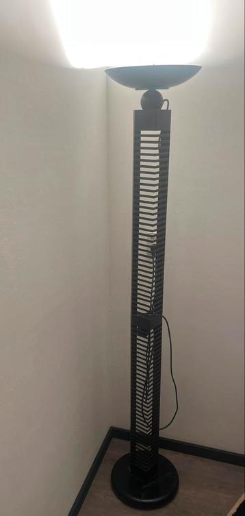 Lvloerlamp lamp beschikbaar voor biedingen