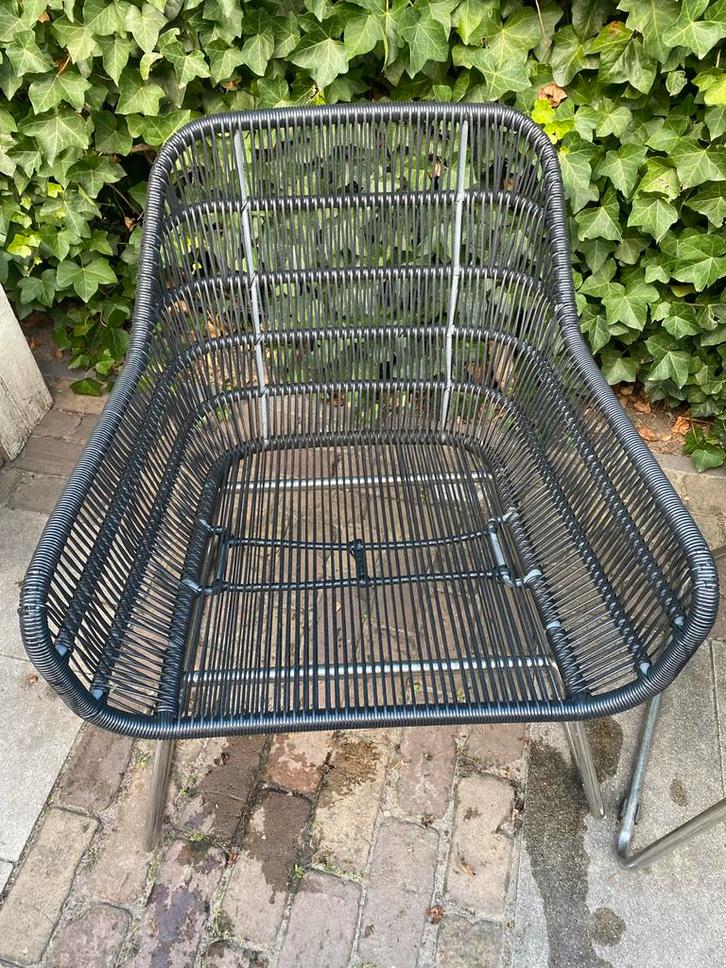 4 Zwarte Tuinstoelen met Kussens, Tuin en Terras, Tuinstoelen, Gebruikt, Metaal, Ophalen