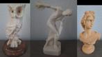 3 beeldjes van alabast, Antiek en Kunst, Kunst | Beelden en Houtsnijwerken, Ophalen of Verzenden