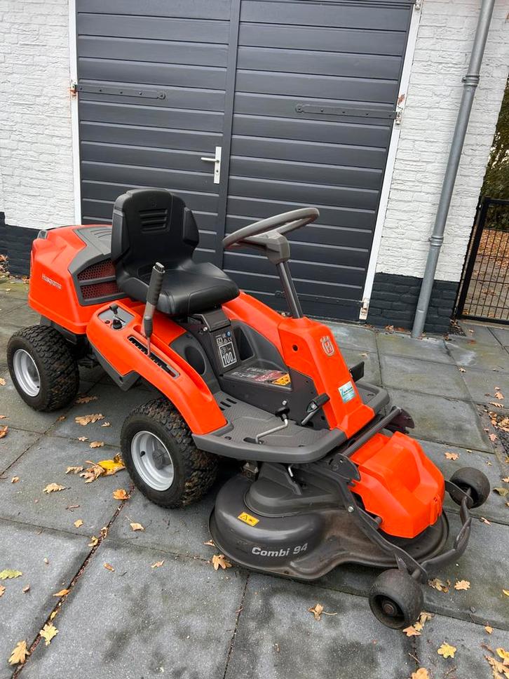 Husqvarna Rider 213C frontmaaier, Tuin en Terras, Zitmaaiers, Gebruikt, 90 tot 120 cm, Ophalen