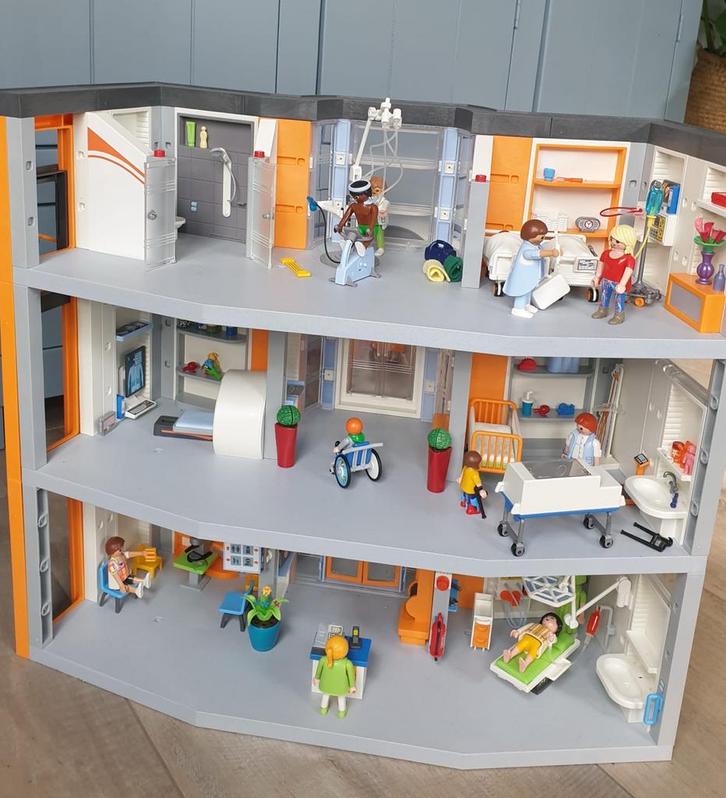 Playmobil Ziekenhuis Compleet + Helikopter, Kinderen en Baby's, Speelgoed | Playmobil, Zo goed als nieuw, Complete set, Ophalen