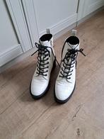 Crème croco boots van Vero Moda, maat 39., Kleding | Dames, Schoenen, Vero Moda, Ophalen of Verzenden, Sneakers of Gympen, Zo goed als nieuw