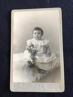 CDV, Kind/pop, E. Donkersloot, Hilversum, Carte de Visite, Gebruikt, Foto, Ophalen of Verzenden, Voor 1940