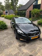 Volvo V40 1.6 D2 115PK 2013 Zwart, Auto's, Volvo, Voorwielaandrijving, 4 cilinders, Zwart, Particulier