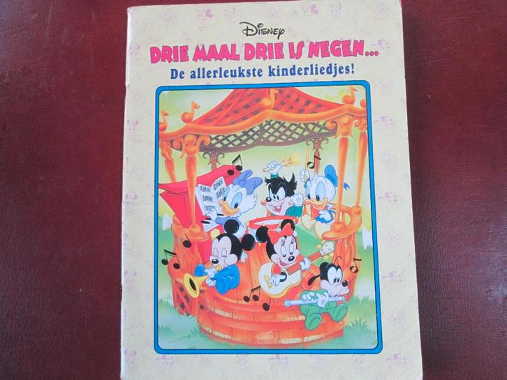 Disney, Drie maal drie is negen, De allerleukste Kinderliedj, Boeken, Kinderboeken | Kleuters, Gelezen, Fictie algemeen, 4 jaar