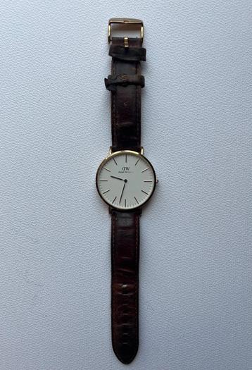 Daniel Wellington Classic 40mm roségoud, bruine leren band beschikbaar voor biedingen