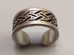 Teenring zilverkleurig - zwart zigzag (5015), Sieraden, Tassen en Uiterlijk, Ringen, Overige materialen, Verzenden, Nieuw, Dame of Heer