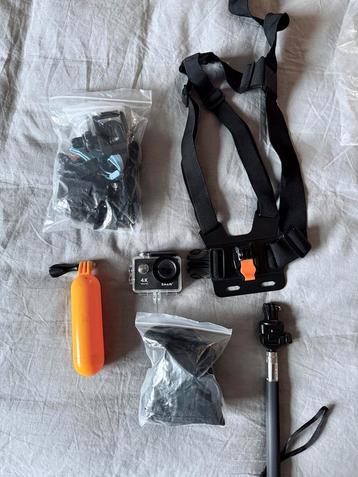 Eken H9R Actioncam + Veel Accessoires beschikbaar voor biedingen