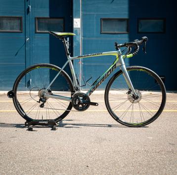 Merida Scultura 4000 105 11sp 56 Carbon Racefiets beschikbaar voor biedingen