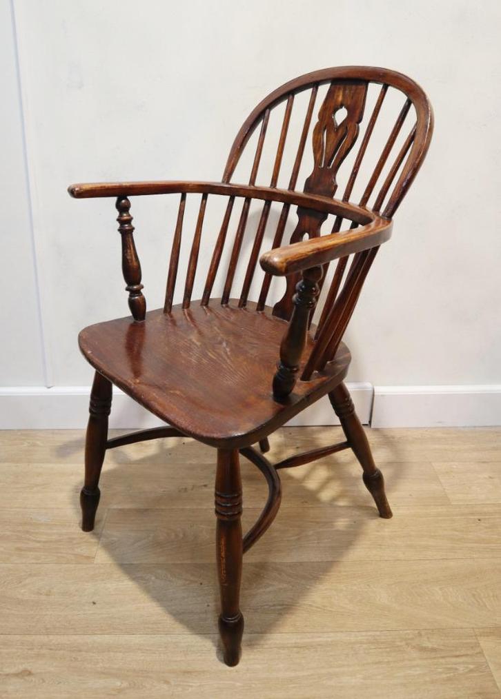 Antieke Windsor armstoel, Antiek en Kunst, Antiek | Meubels | Stoelen en Banken, Ophalen of Verzenden