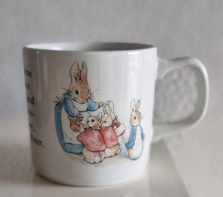 Wedgewood Beker Peter Rabbit, Huis en Inrichting, Keuken | Servies, Zo goed als nieuw, Kop(pen) en/of Schotel(s), Wedgwood, Aardewerk
