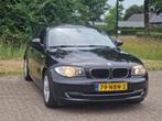 BMW 1-Serie 2.0 118I 5DR 2010 Zwart, Auto's, BMW, 1-Serie, 65 €/maand, Achterwielaandrijving, 1995 cc