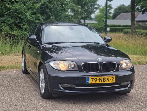 BMW 1-Serie 2.0 118I 5DR 2010 Zwart, Auto's, BMW, Particulier, 1-Serie, Benzine, B, Hatchback, Handgeschakeld, Origineel Nederlands