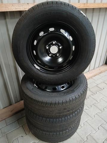 NIEUWE 16 inch velgen 5×114.3 OEM RENAULT TRAFIC NIEUW BAND beschikbaar voor biedingen