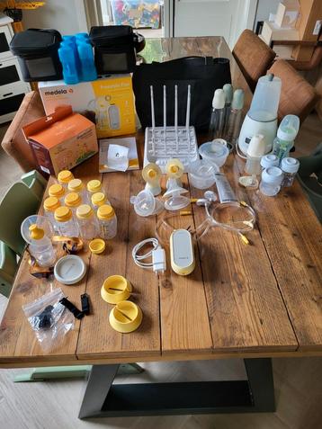 Medela freestyle flex met veel extra's beschikbaar voor biedingen