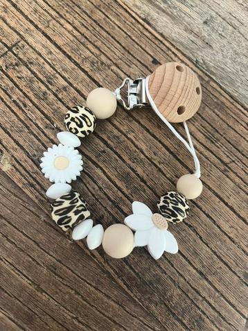 speenkoord zonder naam beschikbaar voor biedingen