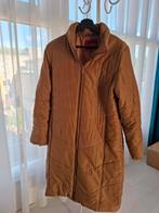 Winterjas dames met capuchon in de kraag, Kleding | Dames, Maat 38/40 (M), Bruin, Ophalen of Verzenden, Zo goed als nieuw