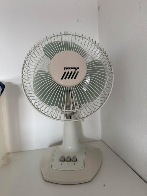 Tafel ventilator, Witgoed en Apparatuur, Ventilatoren, Zo goed als nieuw, Tafelventilator, Ophalen of Verzenden
