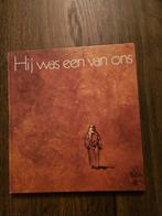 Hij was een van ons - Rien Poortvliet, Ophalen of Verzenden, Gelezen, Onbekend, Christendom | Katholiek