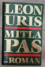 Leon Uris - Mitla Pas, Ophalen of Verzenden, Gelezen, Leon Uris