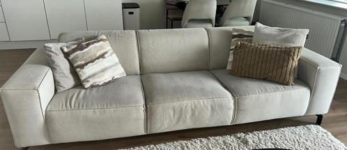 Te koop: Beige bank – comfortabel & stijlvol, Huis en Inrichting, Banken | Bankstellen, Gebruikt, Rechte bank, Driepersoons, 250 tot 300 cm