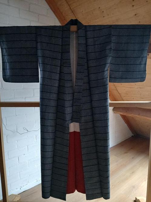 Traditionele Japanse Kimono lijn, Antiek en Kunst, Antiek | Kleding en Accessoires, Ophalen of Verzenden