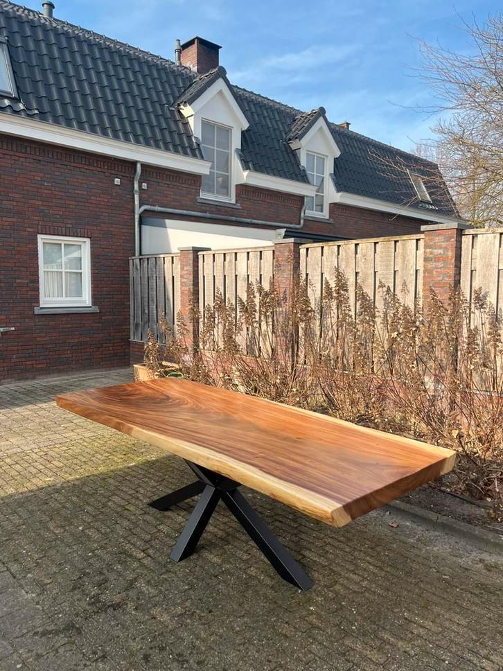 Suar Boomstamtafel 250cm ( voor binnen en buiten ), Huis en Inrichting, Tafels | Eettafels, Nieuw, 50 tot 100 cm, 200 cm of meer