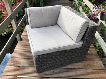Lounge stoel wicker beschikbaar voor biedingen