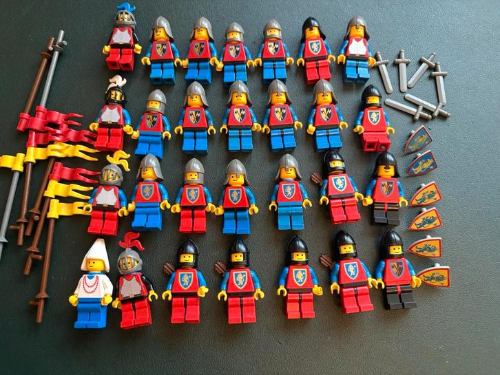 Partij lego castle poppetjes, Kinderen en Baby's, Speelgoed | Duplo en Lego, Zo goed als nieuw, Ophalen of Verzenden