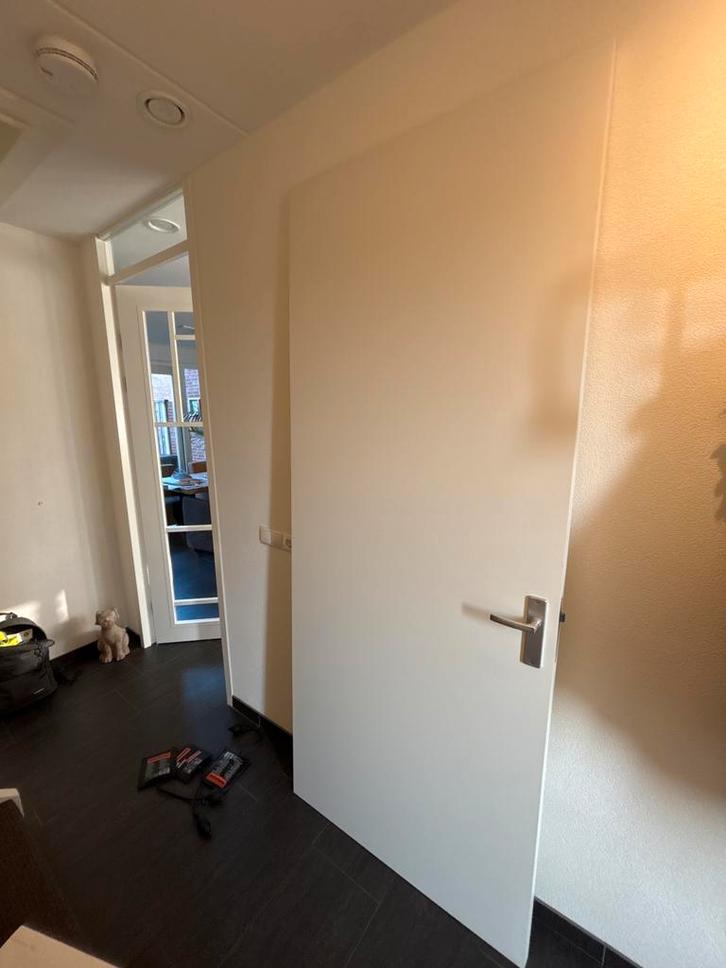 Stompe binnendeur RAL9010, rechtsdraaiend, 213.5x92.3cm, Doe-het-zelf en Verbouw, Deuren en Horren, Zo goed als nieuw, Binnendeur