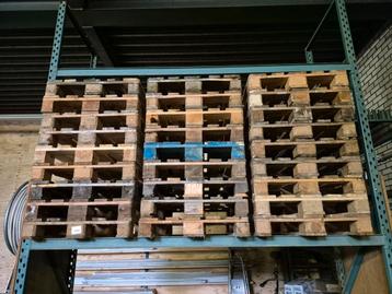 Partij van 30 europallets beschikbaar voor biedingen