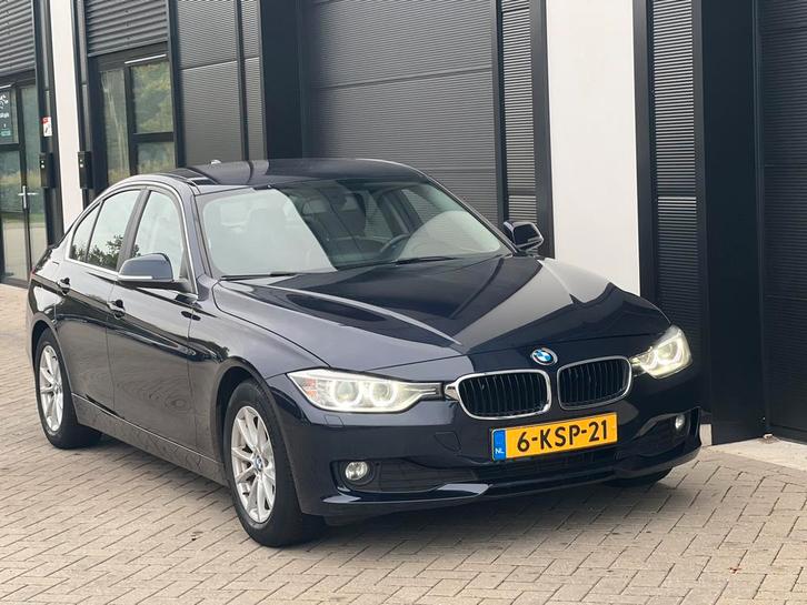 BMW 3-Serie 1.6 320I 125KW EDE 2013 Blauw Leer, Auto's, BMW, Bedrijf, ABS, Adaptieve lichten, Airbags, Airconditioning, Alarm