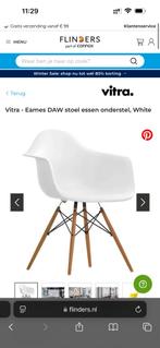 WEG=WEG 3x Orginele Vitra Eames DAW eetkamerstoelen - wit, Wit, Ophalen of Verzenden, Zo goed als nieuw, Vijf, Zes of meer stoelen