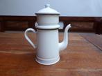 Antiek emaille koffiepotje met filter, C.N.E.B.