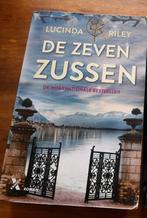 De zeven zussen , Lucinda riley., Ophalen of Verzenden, Zo goed als nieuw