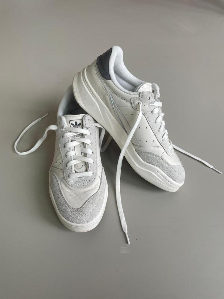Adidas Court Finale, Kleding | Heren, Schoenen, Zo goed als nieuw, Wit, Ophalen of Verzenden