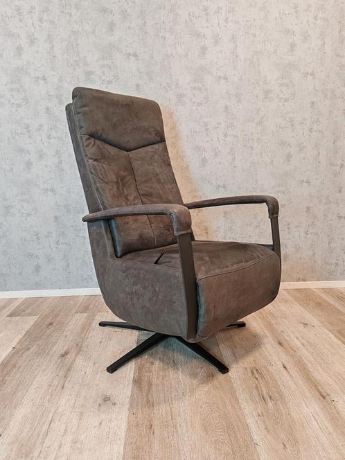 Vrijwel nieuwe DFM design relax fauteuil handmatig, Huis en Inrichting, Fauteuils, Zo goed als nieuw, Stof, 50 tot 75 cm, Ophalen of Verzenden