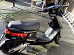 electrische scooter niu, Overige merken, Benzine, Zo goed als nieuw, Ophalen