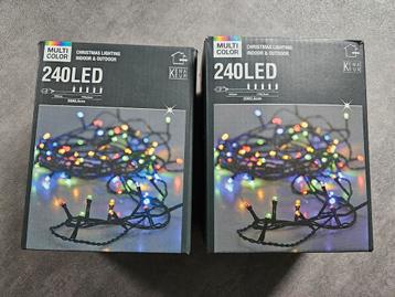 2 dozen met gekleurde lampjes beschikbaar voor biedingen