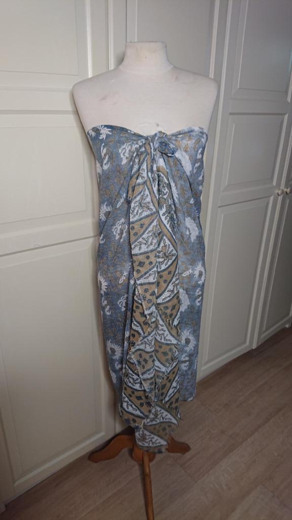 Verschillende pareo sarong sauna omslagdoek extra breed, Kleding | Dames, Badmode en Zwemkleding, Nieuw, Overige typen, Ophalen of Verzenden