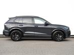 Volkswagen Tiguan 1.5 eTSI R-Line Edition 150PK DSG Black st, Stof, 4 cilinders, 150 pk, Bedrijf