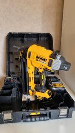 Dewalt DCN 890, Ophalen, Zo goed als nieuw, 600 watt of meer