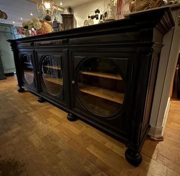 Antiek groot dressoir 260cm. vintage vitrine boekenkast VdlM beschikbaar voor biedingen